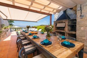 Kép 21 Sleeps Private Pool Villa & BBQ Near Barcelona szállásáról Rocafortban a galériában