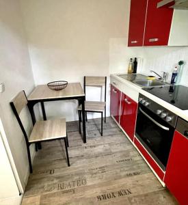 Dapur atau dapur kecil di Ferienwohnung in top Lage