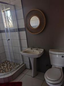 Fotografie z fotogalerie ubytování Good and Proper Guest Lodge v destinaci Vereeniging