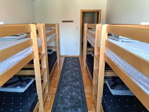 Postel nebo postele na pokoji v ubytování Railway Hostel