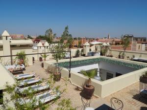 Bazén v ubytování Riad De Vinci & SPA nebo v jeho okolí