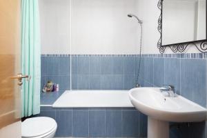 Fotografia z galérie ubytovania Casa Vino Mio Piscina padel y gym v destinácii Vélez-Málaga