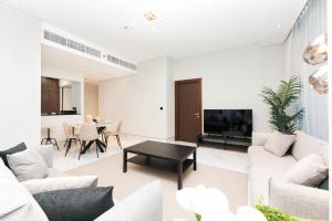 Μια τηλεόραση ή/και κέντρο ψυχαγωγίας στο SIMPLY COMFORT in J ONE Tower