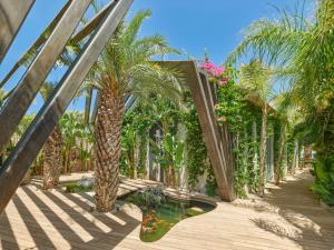Zahrada ubytování Biblos Resort Alaçatı