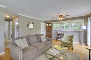 Gallery image of Quiet Charlottesville Hideaway in Baileys Retreat! in Crozet