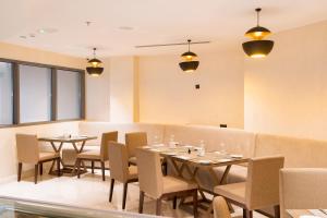 Area soggiorno di Kyriad Muscat