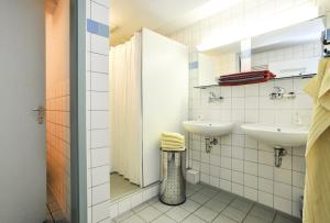 Phòng tắm tại Gästehaus abz Stuttgart