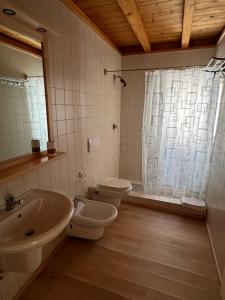 Koupelna v ubytování Cozy Cottage in the Heart of the Triglav National Park