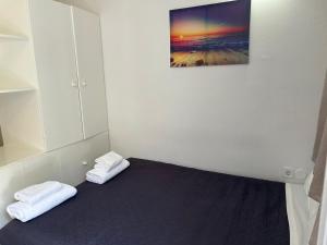 Postel nebo postele na pokoji v ubytování Room to rent