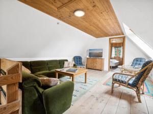 Posezení v ubytování Holiday Home Thana - 8km from the sea by Interhome