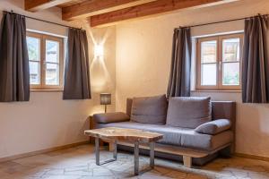 Posezení v ubytování Alm Chalet Grosseck