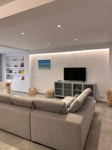 Μια τηλεόραση ή/και κέντρο ψυχαγωγίας στο Luxury Sea House
