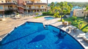 Bazén v ubytování Malibu Mansions Increible apartamento con jacuzzi nebo v jeho okolí