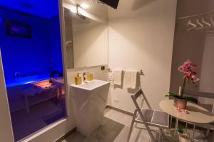 ETNEA 208 LUXURY JACUZZI SUITE Catania的酒水