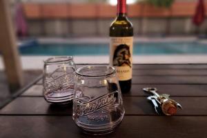 Drykkir á Mesa Oasis Private Pool Spacious! 10+ guests 7 Beds New, Great Location!