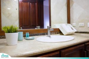 Fotografie z fotogalerie ubytování Pool Terrace, Deluxe E1, Close to Beach, 2Br, 2Bt v destinaci Punta Cana