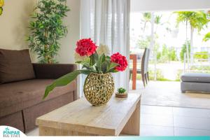 Fotografie z fotogalerie ubytování Pool Terrace, Deluxe E1, Close to Beach, 2Br, 2Bt v destinaci Punta Cana