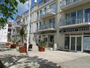 Imagen de la galería de Thermes & Vacances Residence ATLANTICA, en Rochefort