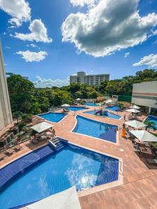 an overhead view of a pool at a hotel at Aptos Park Veredas FLAT- Rio Quente Goiás in Rio Quente