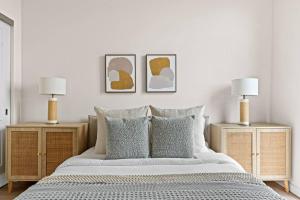 Luxury 2bed 2bath apartment La brea