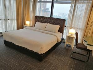 KL Premier Suites AT Times Square