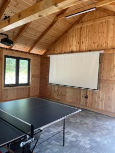Stolní tenis v ubytování Roztocze- Domki w Zagajniku nebo okolí