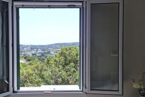 Nespecifikovaný výhled na hory nebo výhled na hory při pohledu z apartmánu