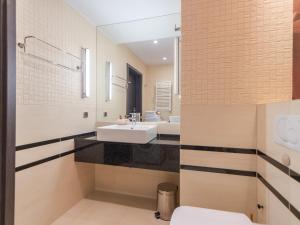 Koupelna v ubytování Apartamenty Prywatne w Hotelu przy plaży DIVA Kołobrzeg + 43 fotografií