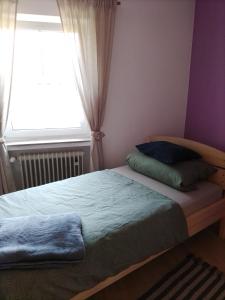 Postel nebo postele na pokoji v ubytování Ferienwohnung Elisa