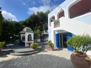 Gallery image of Magi - Villa Amare in Ponza