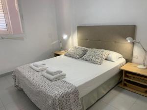 Imagen de la galería de Ground floor facing the sea, in complex with pool and common areas, en Barcelona