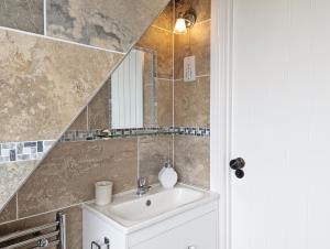 Koupelna v ubytování Sweetpea Cottage + 28 fotografií
