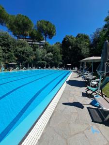 Bazén v ubytovaní Relax al Guardastelle - Free parking & Wi-Fi & Air condition alebo v jeho blízkosti