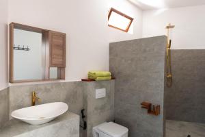 Koupelna v ubytování S&S HOTEL