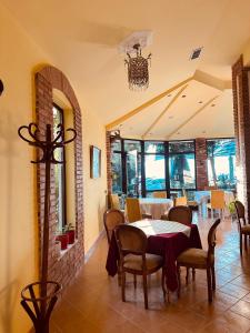 Restaurace v ubytování Hotel Saint Marena