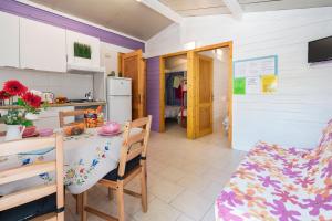 Kuchyň nebo kuchyňský kout v ubytování Camping OASI