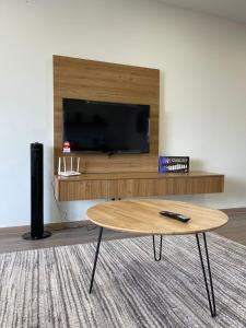 TV a/nebo společenská místnost v ubytování Utopia Homestay @ Cameron Centrum