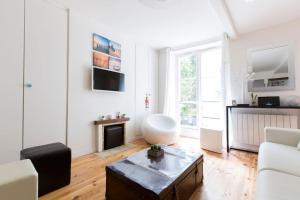 Kuchyňa alebo kuchynka v ubytovaní High Standing 2-Room Apartment in Latin Quarter Paris