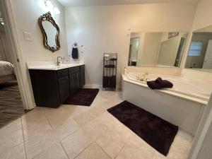 Bilik mandi di Magnolia Grace Place +22 gambar