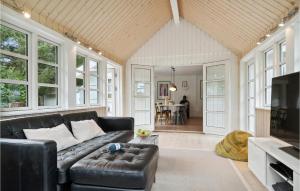 Posezení v ubytování Stunning Home In Gilleleje With Wifi