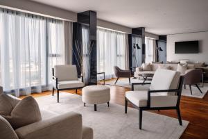 Posezení v ubytování Tunis Marriott Hotel
