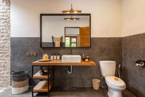 Galeriebild der Unterkunft Unique and Modern Villa Canggu in Canggu + 19 Fotos