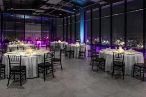 Restaurace v ubytování Aloft San Pedro Sula + 37 fotografií