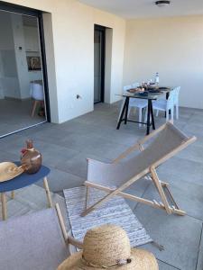 Seating area sa Exceptionnelle Vue Mer Calvi - Piscine - T2