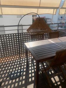 Reštaurácia alebo iné gastronomické zariadenie v ubytovaní Lets Holidays Carbonera 3 apartment