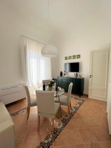 Χώρος καθιστικού στο Garibaldi St Cozy Retreat Exclusive Boutique Apartment
