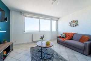 ダンケルクにあるMalo-les-bains Appartements lumineux et traversants face à la merのギャラリーの写真