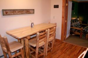 Ảnh trong thư viện ảnh của Timber Creek Chalets- 10B chalet ở Estes Park