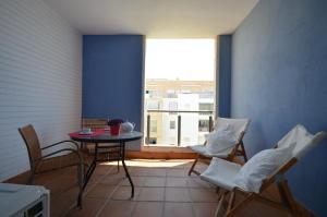 Część wypoczynkowa w obiekcie Apartamentos Punta Canela