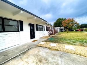 Gallery image of 4 Bedrooms Chic House In South Tampa 5 Min From Bay in Tampa